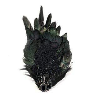 pince en plumes de coq noires, dentelle et strass swarovski