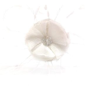 pince fleur en organza de soie blanc