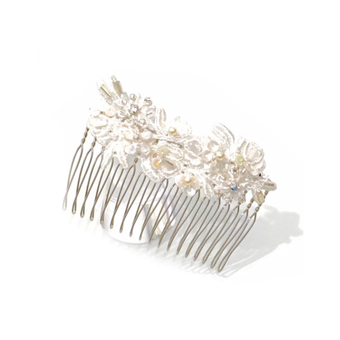 peigne brodé de perles de verres et strass