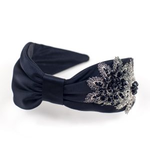 serre-tête eve en satin noir et broderies