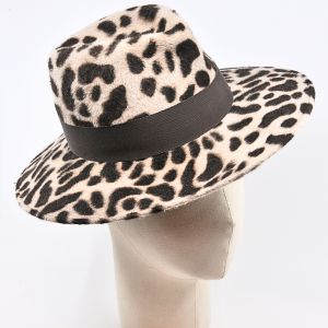 Chapeau leopard taupe greige