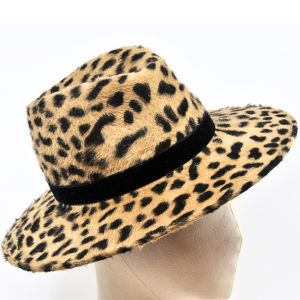 chapeau taupe leopard camel