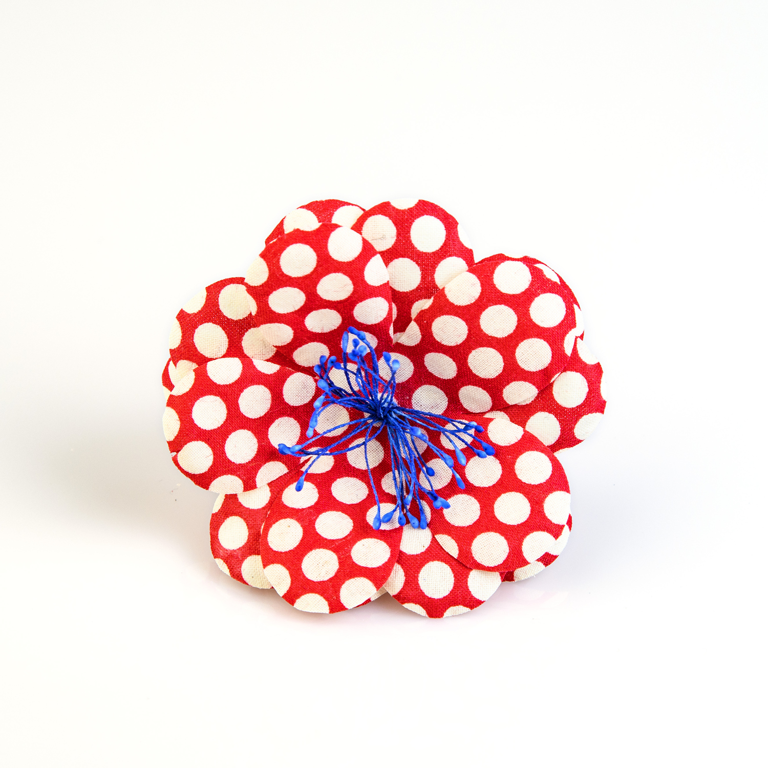 pince broche coton du japon pois blanc pistil bleu