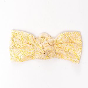 turban à noeud en coton jaune à dentelle ivoire