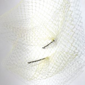 voilette jaune sur pinces